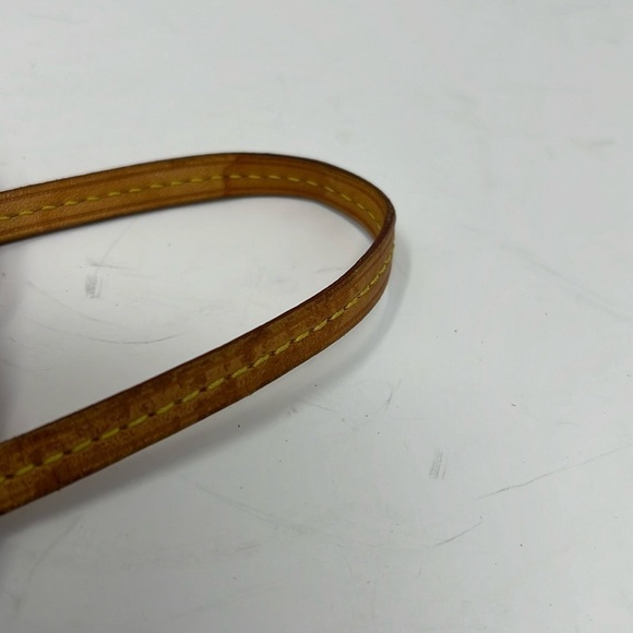 Louis Vuitton Monogram Beige Neverfull MM Zip Pouch Wristlet - Picture 16 of 16